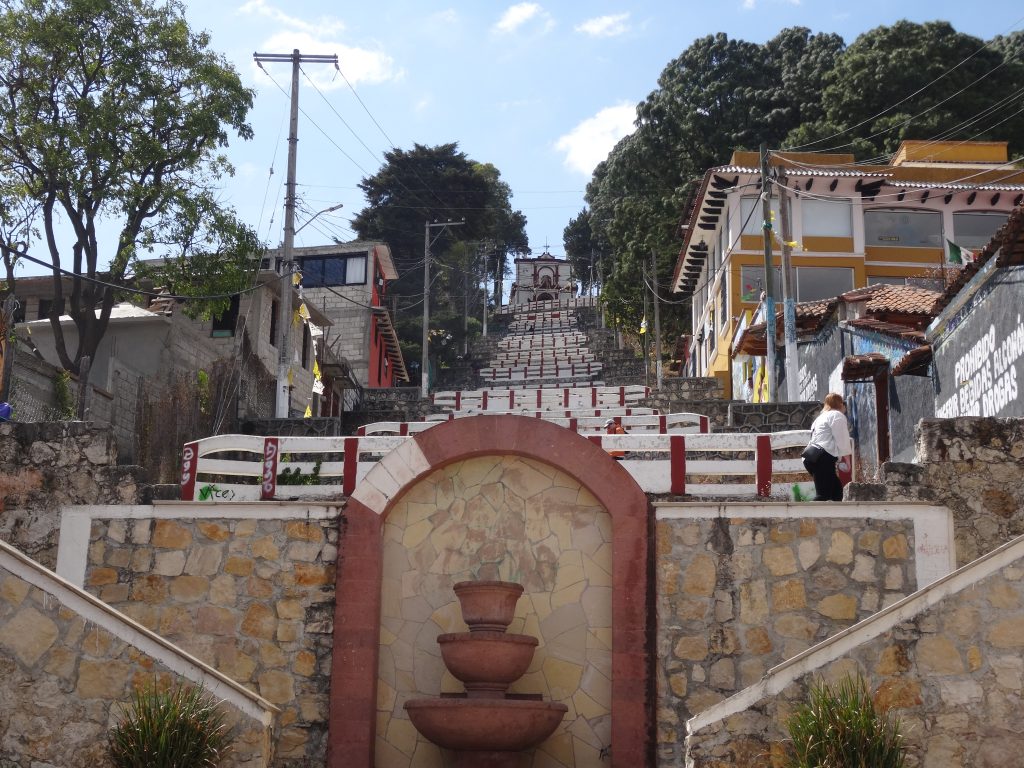 marches vers un mirador