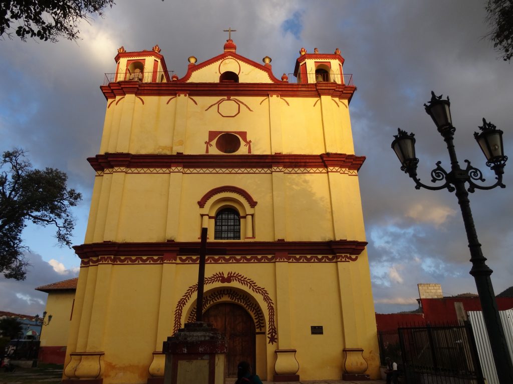 église jaune